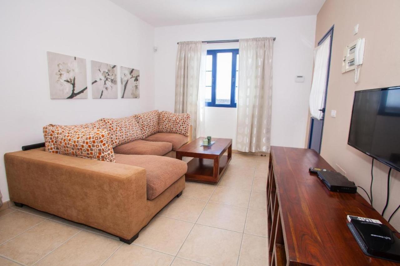 Vivienda Vacacional Rubicon II Плая Бланка Екстериор снимка